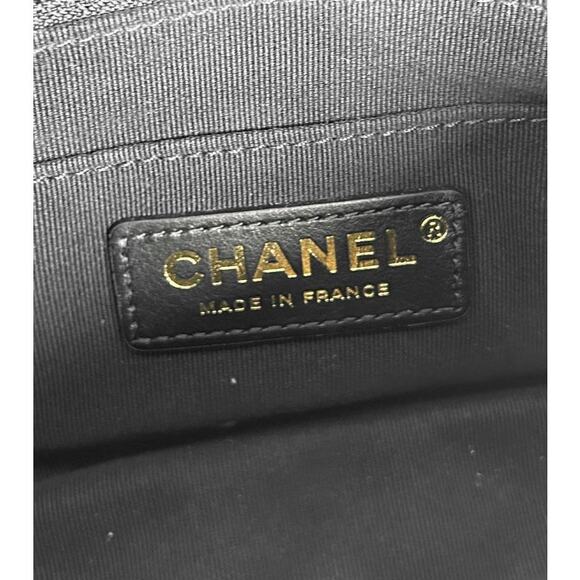 CHANEL Mini Black Suede Flap Bag C-A36443 - Picture 6 of 8